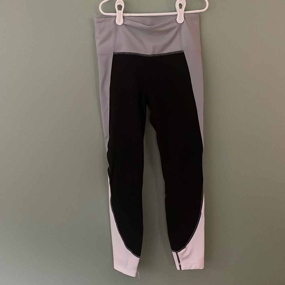Tricolour Athleta leggings